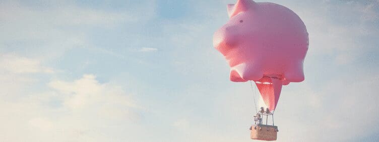 piggy-bank-hot-air-balloon-in-sky